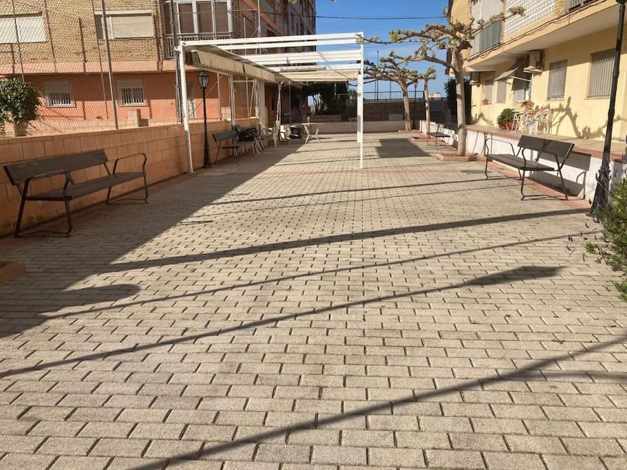 Coqueto Apartamento De Playa Con Piscina Y Terraza Valencia Kültér fotó