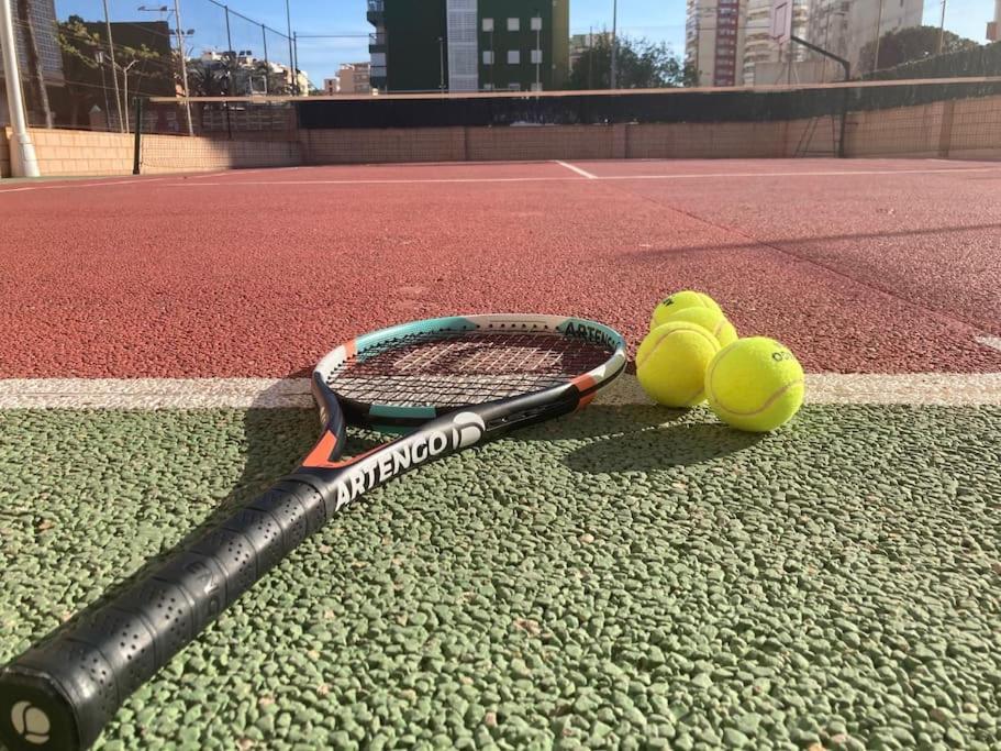Coqueto Apartamento De Playa Con Piscina Y Terraza Valencia Kültér fotó