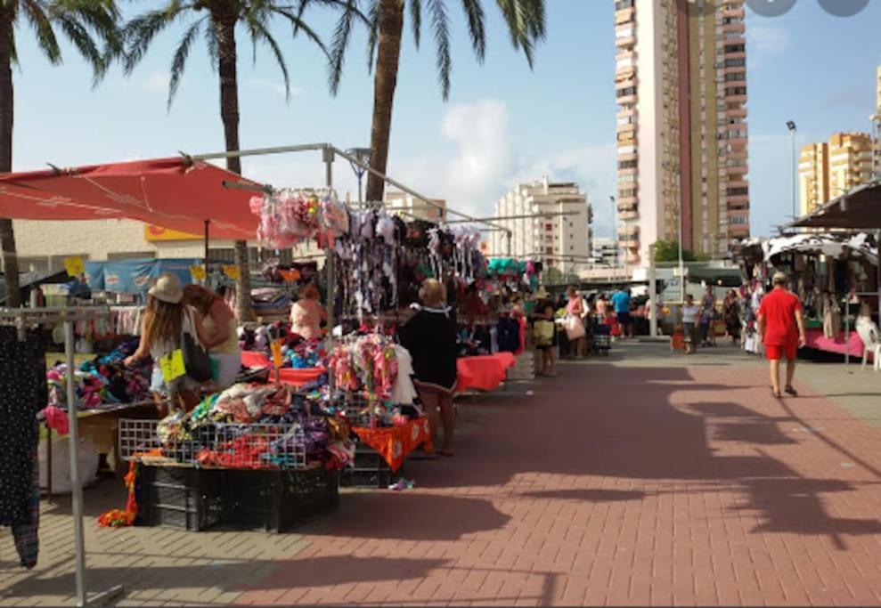 Coqueto Apartamento De Playa Con Piscina Y Terraza Valencia Kültér fotó